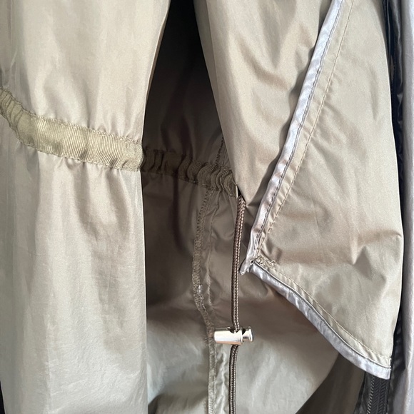 Metallic army green utility-style raincoat - Picture 9 of 13